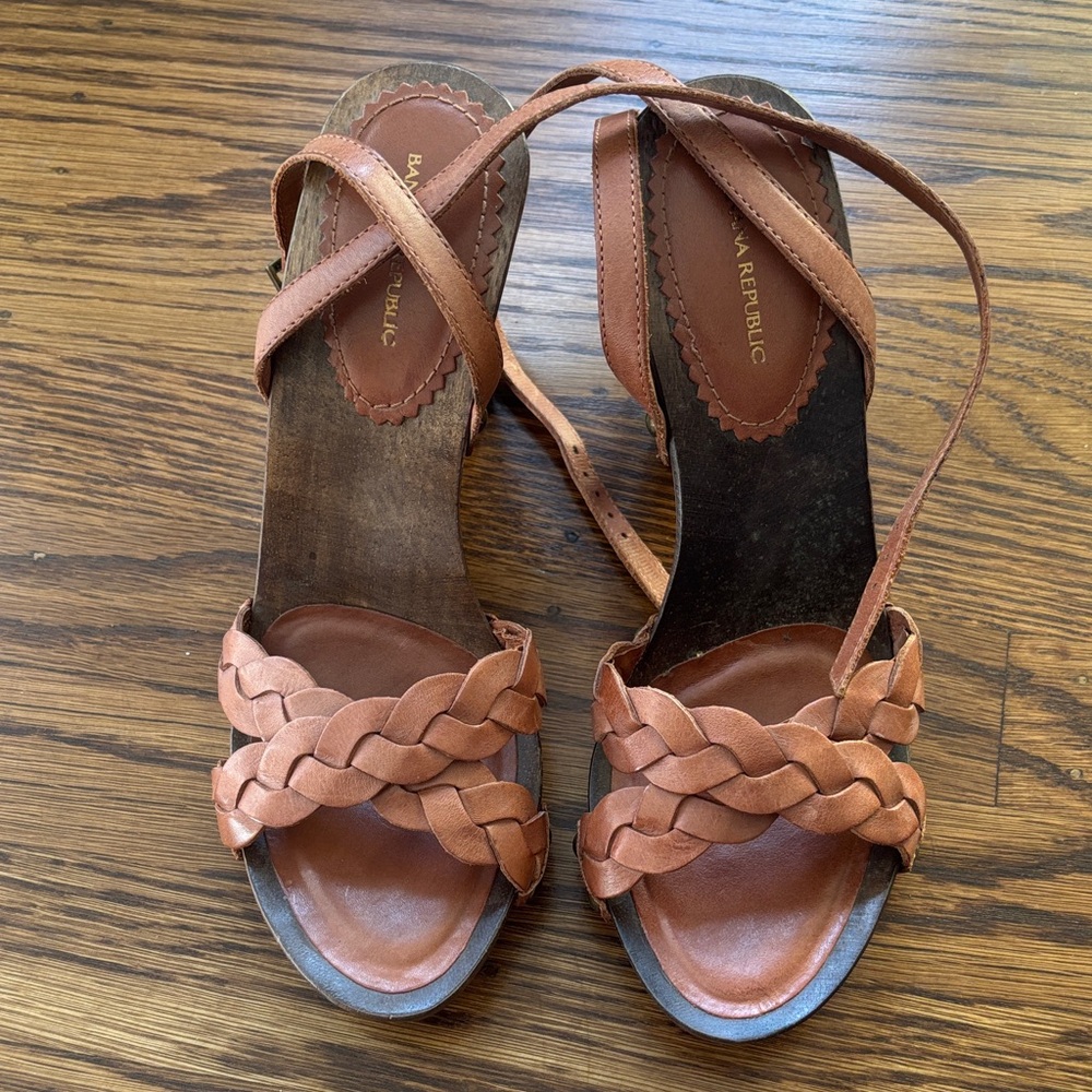 Banana Republic Women's Brown Braided Sandals